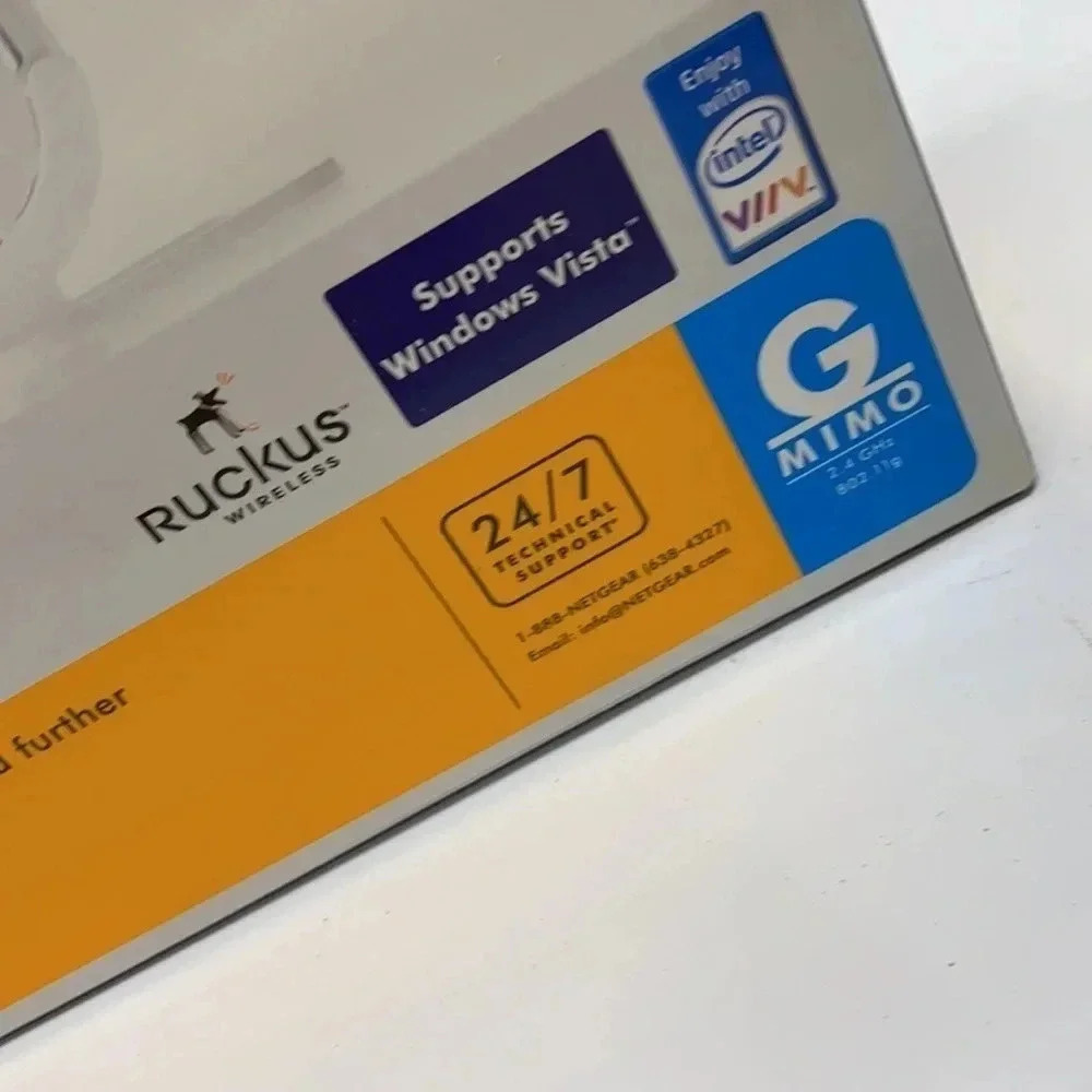 Netgear Wireless Router WPN824 - Picture 4 of 13